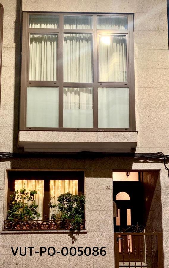 Casa Centro O Grove Con Terraza Y Asador Villa Bagian luar foto